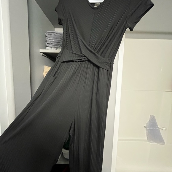 Romper - Picture 1 of 2